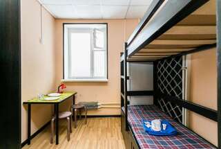 Хостел на Досфлота Москва Кровать в общем номере для мужчин с 4 кроватями-1